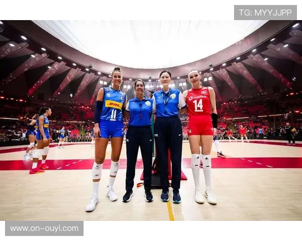 土耳其女排半决赛胜日本,决赛与意大利争世锦赛冠军 土耳其女排半决赛胜日本,决赛与意大利争世锦赛冠军