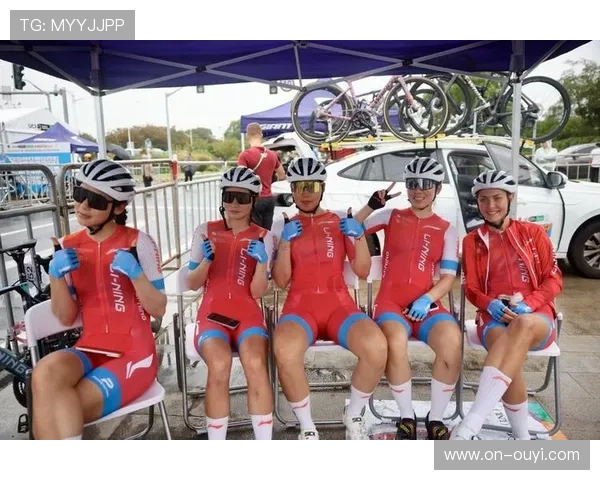 女子车手参与职业联赛，推动性别平等发展